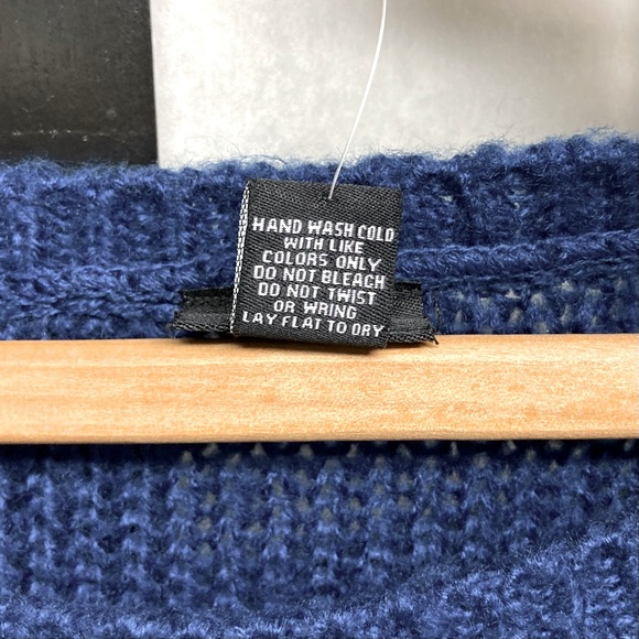 NWT RUE 21 size M Open crocheted sweater. Cobalt blue. - Picture 11 of 12